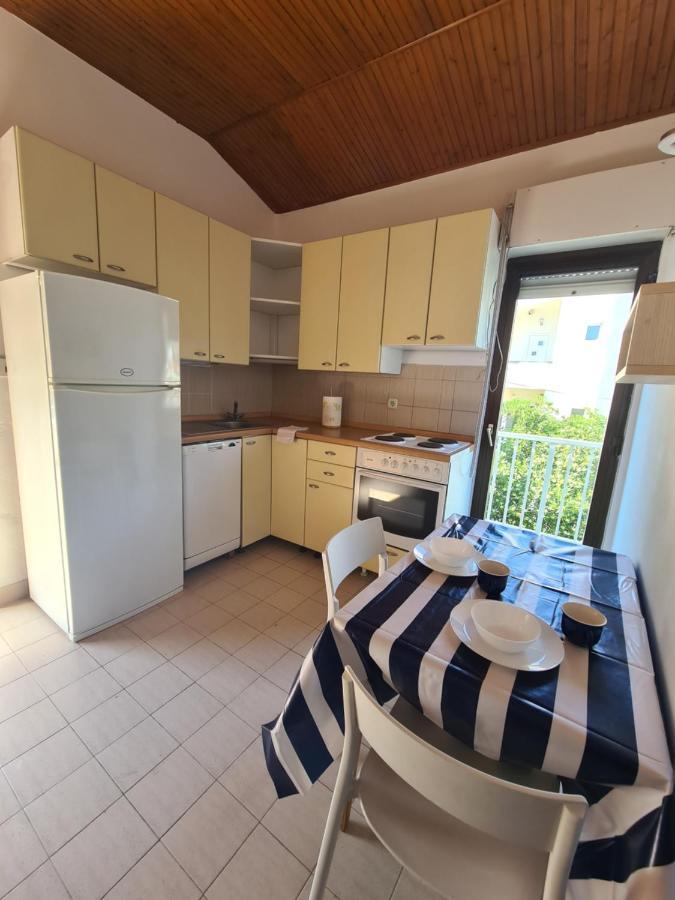 Blue Lagoon Studio Apartments Клек Екстериор снимка