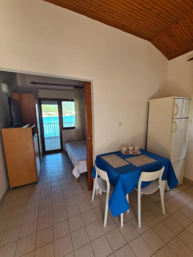 Blue Lagoon Studio Apartments Клек Екстериор снимка