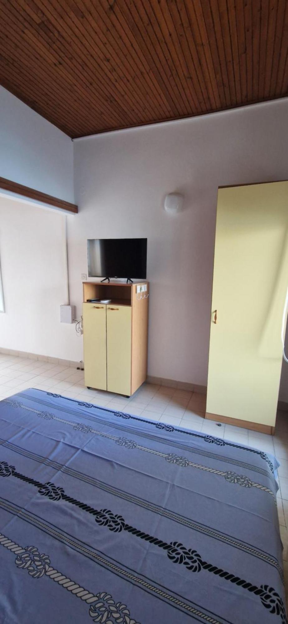 Blue Lagoon Studio Apartments Клек Екстериор снимка